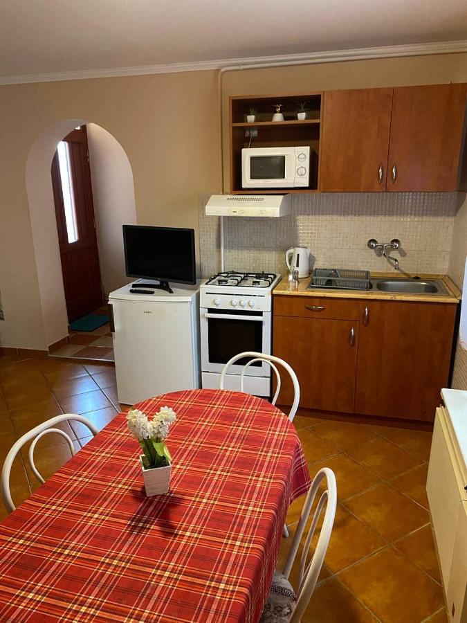 Hajnal Apartman Hajduszoboszlo Exterior foto