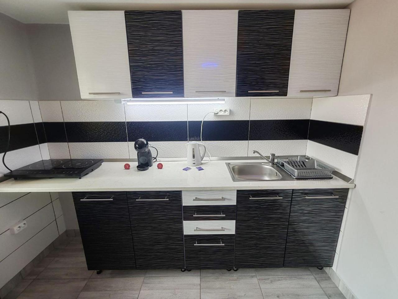 Hajnal Apartman Hajduszoboszlo Exterior foto