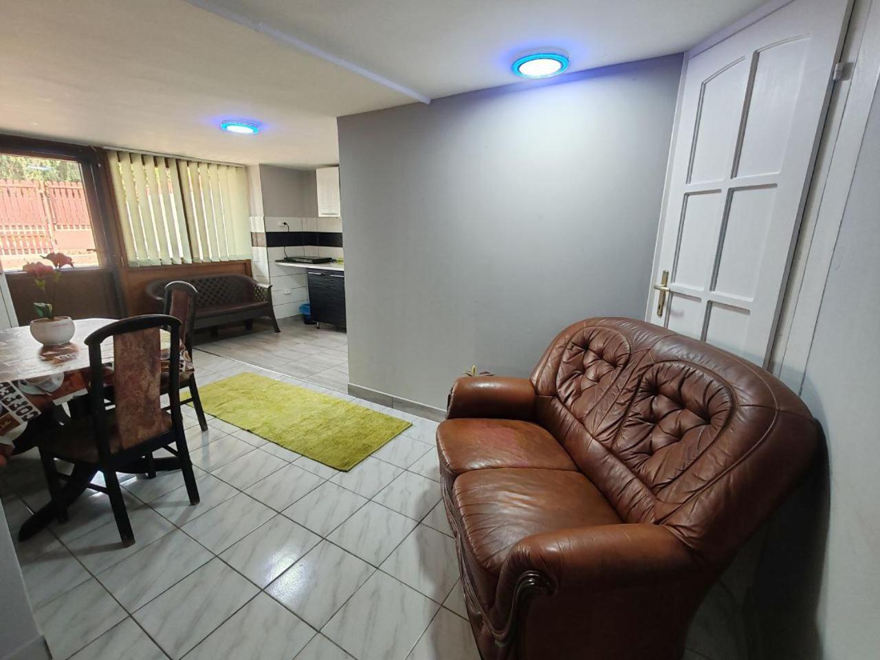 Hajnal Apartman Hajduszoboszlo Exterior foto
