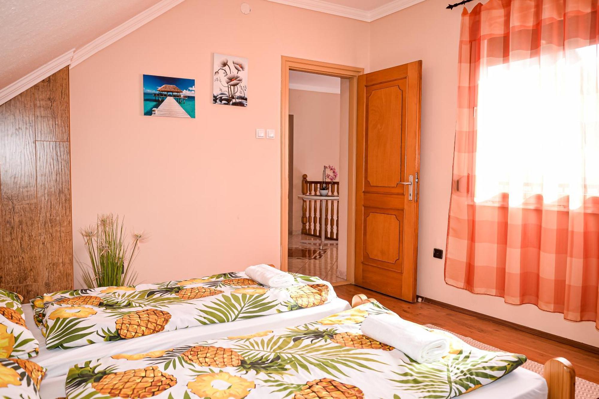 Hajnal Apartman Hajduszoboszlo Exterior foto